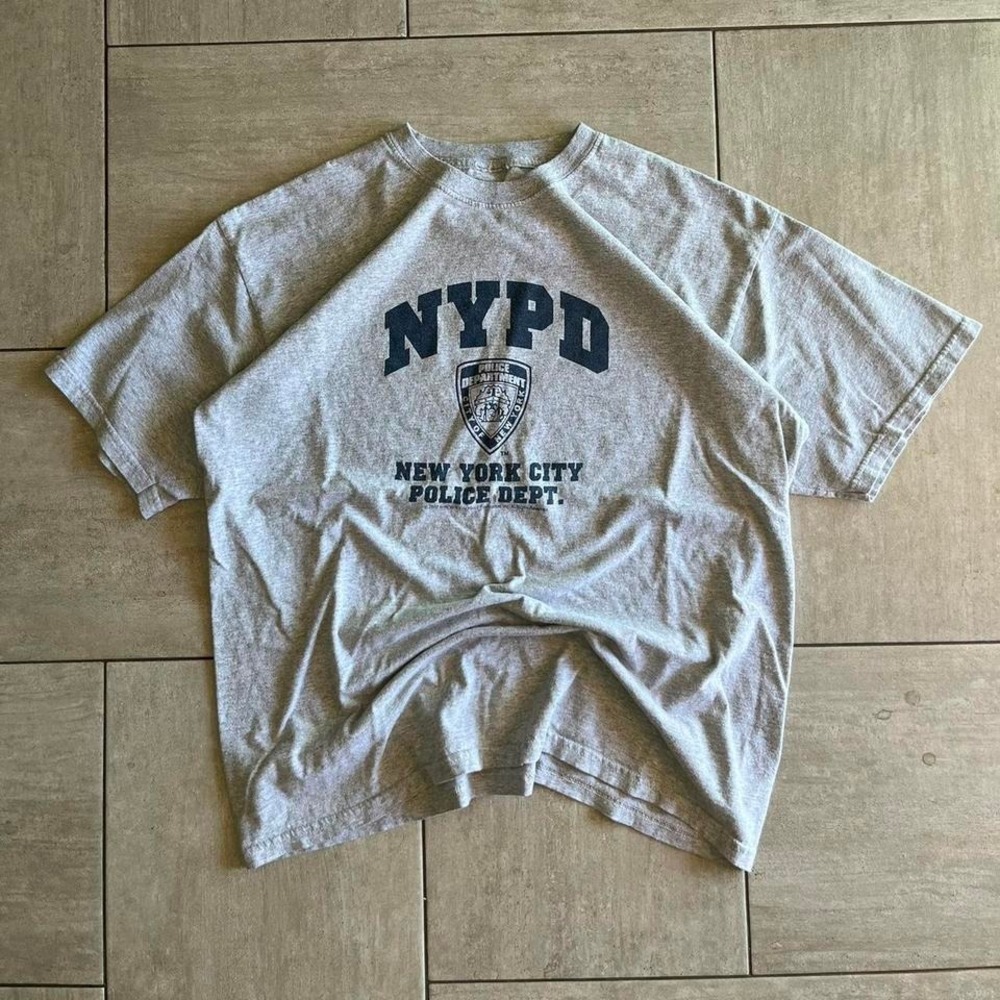 Vintage 2000s NYPD New York City Police Department grey t-shirt #police #nyc